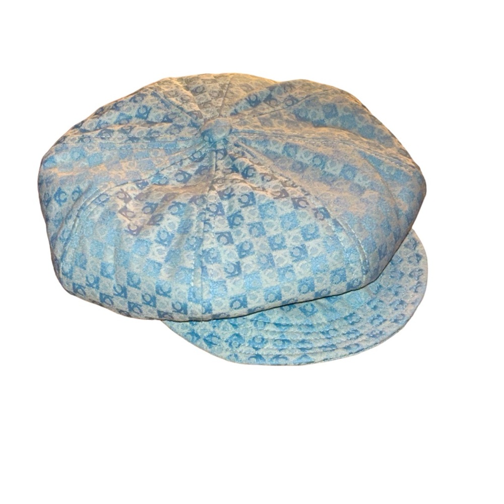 Liz Claiborne Y2K newsboy hat iconic Claiborne trademark print